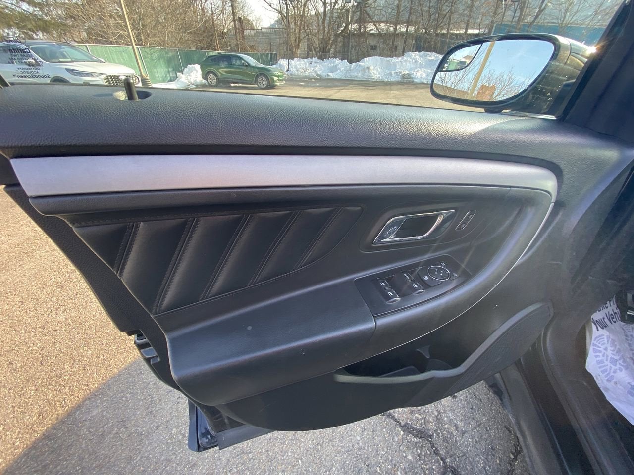 2018 Ford Taurus SEL