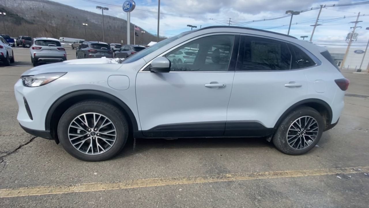 2025 Ford Escape PHEV