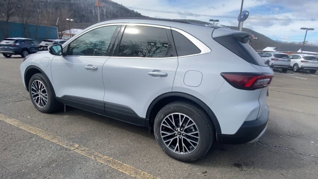 2025 Ford Escape PHEV