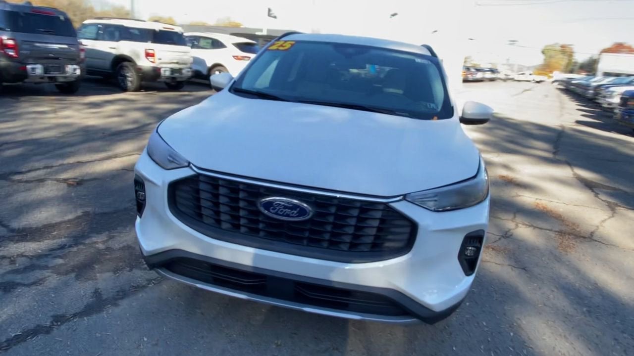 2025 Ford Escape PHEV