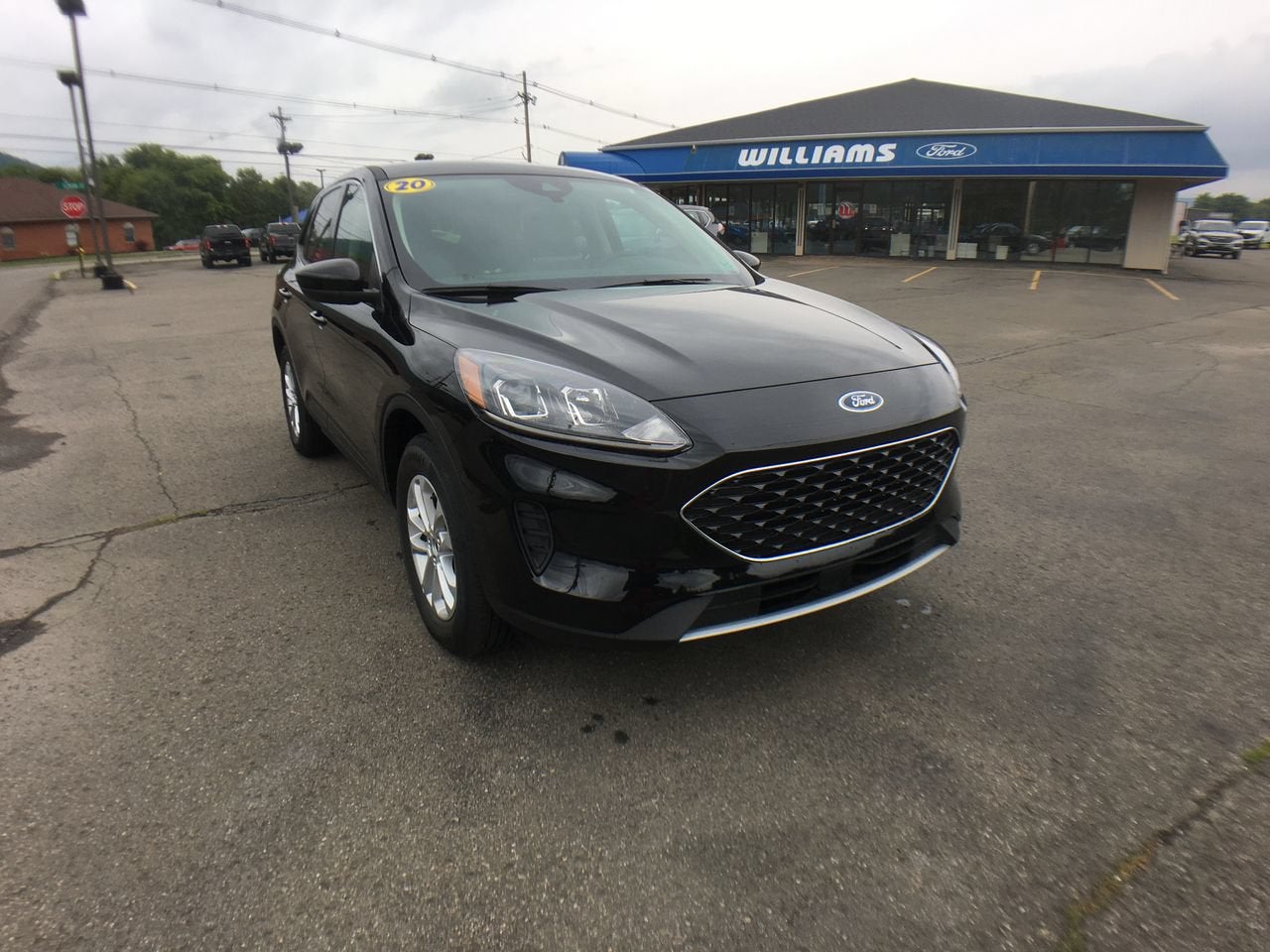 2020 Ford Escape SE