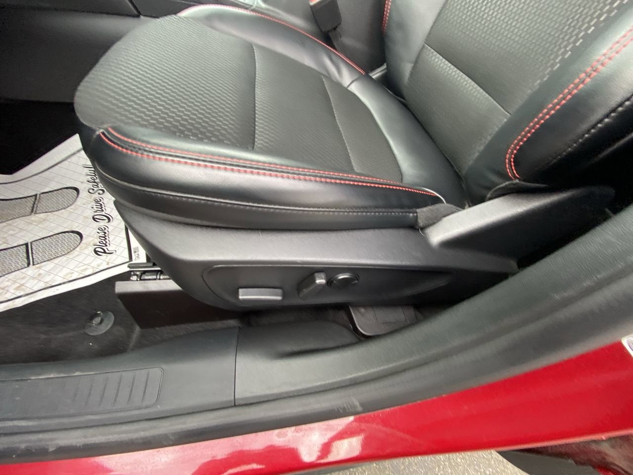 2025 Ford Escape ST-Line Select