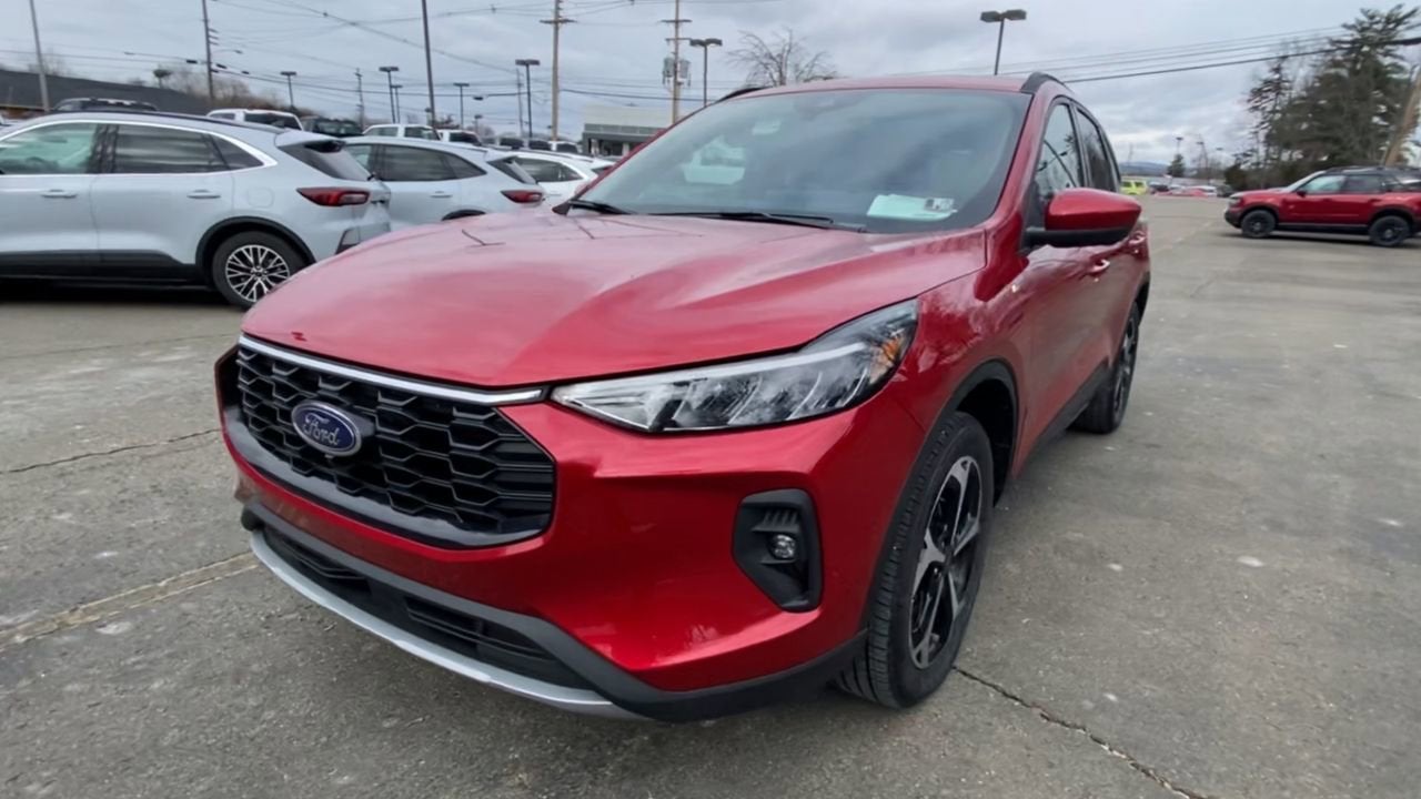 2025 Ford Escape ST-Line Select