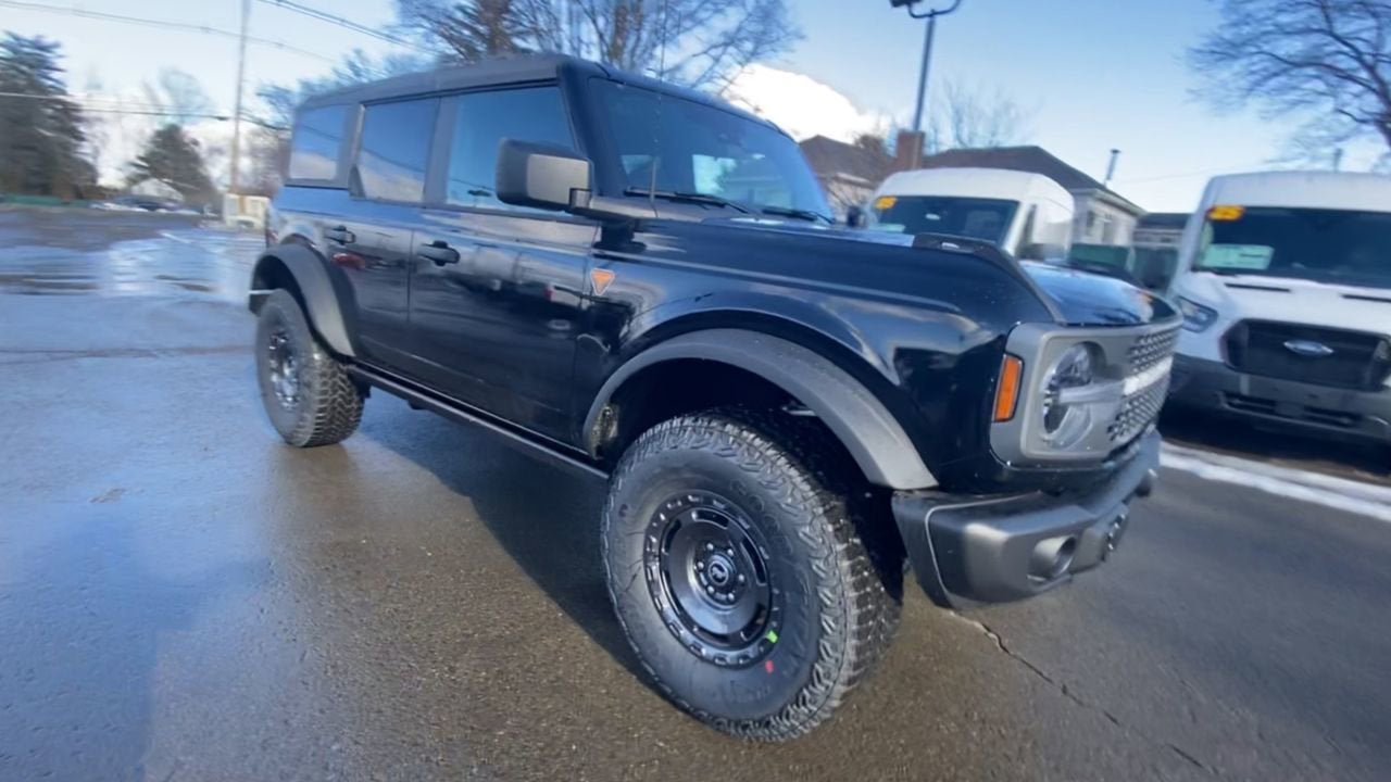 2025 Ford Bronco Badlands