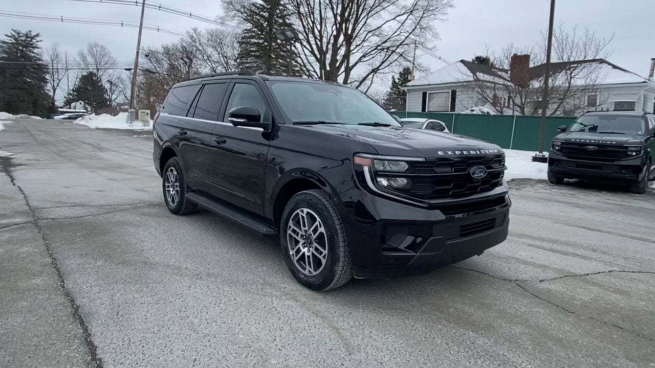 2026 Ford Expedition Active