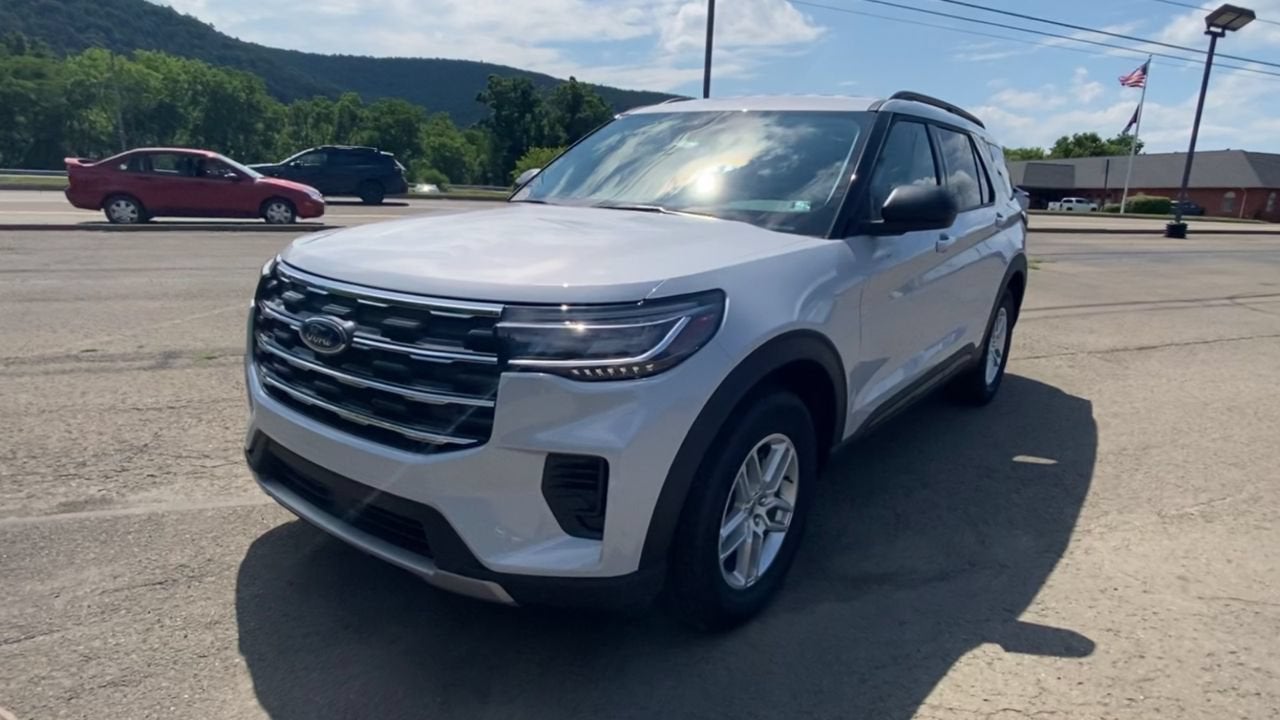 2026 Ford Explorer Active w/200A Pkg