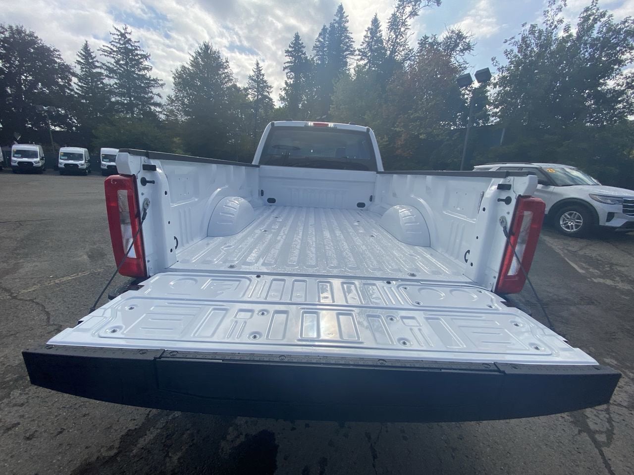 2026 Ford Super Duty F-350 SRW XL