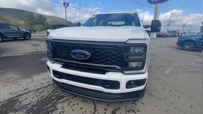 2026 Ford Super Duty F-350 SRW XL