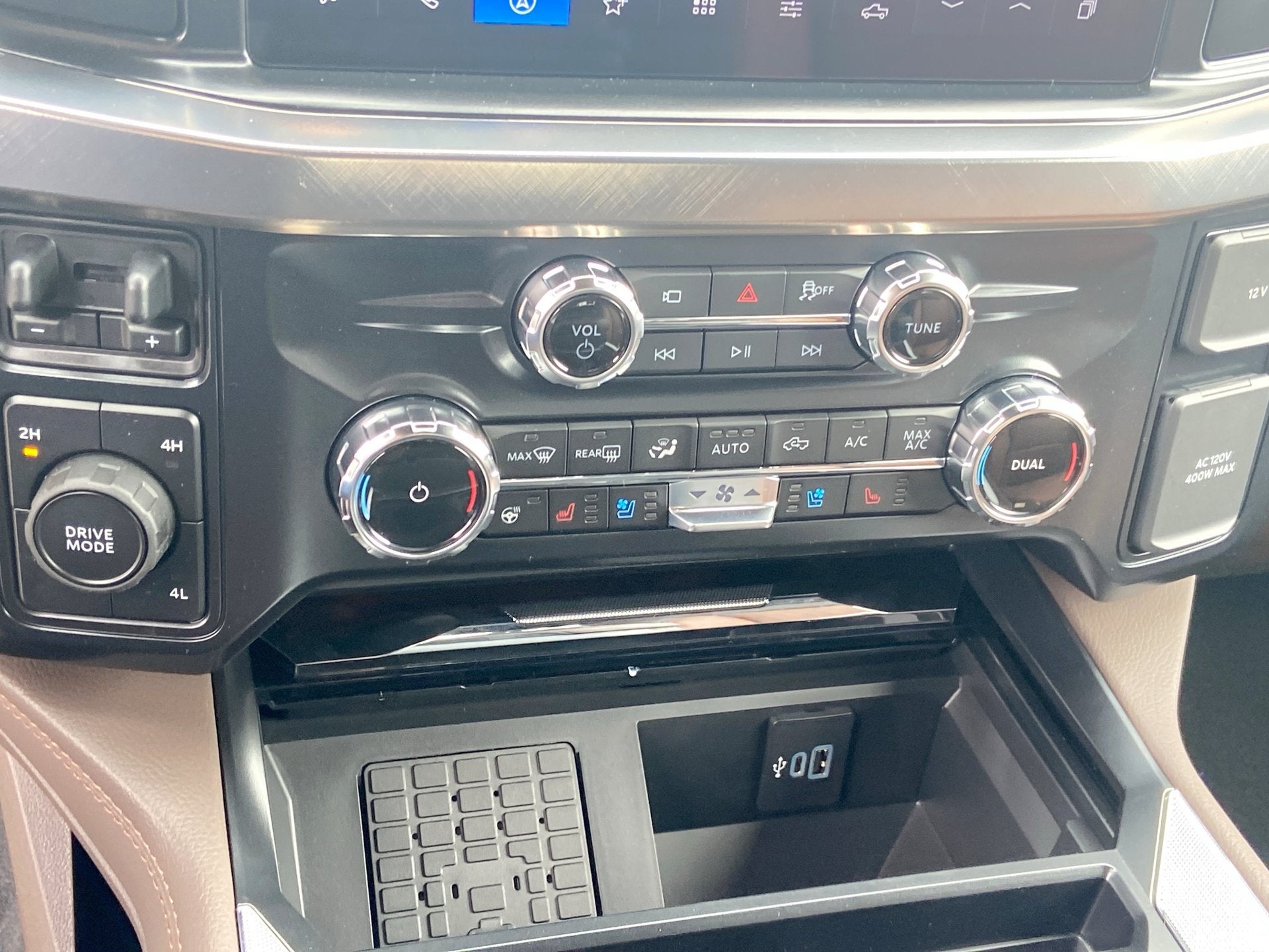 2026 Ford Super Duty F-350 DRW King Ranch