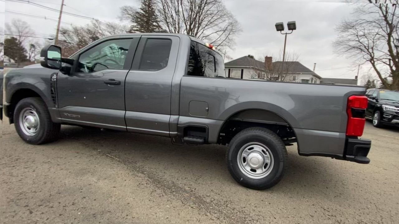 2024 Ford Super Duty F-350 SRW XL