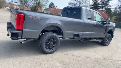 2026 Ford Super Duty F-350 SRW Base