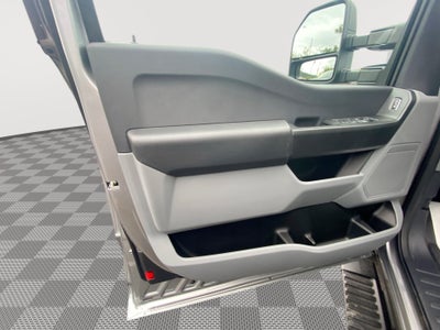 2027 Ford Super Duty F-350 SRW XL
