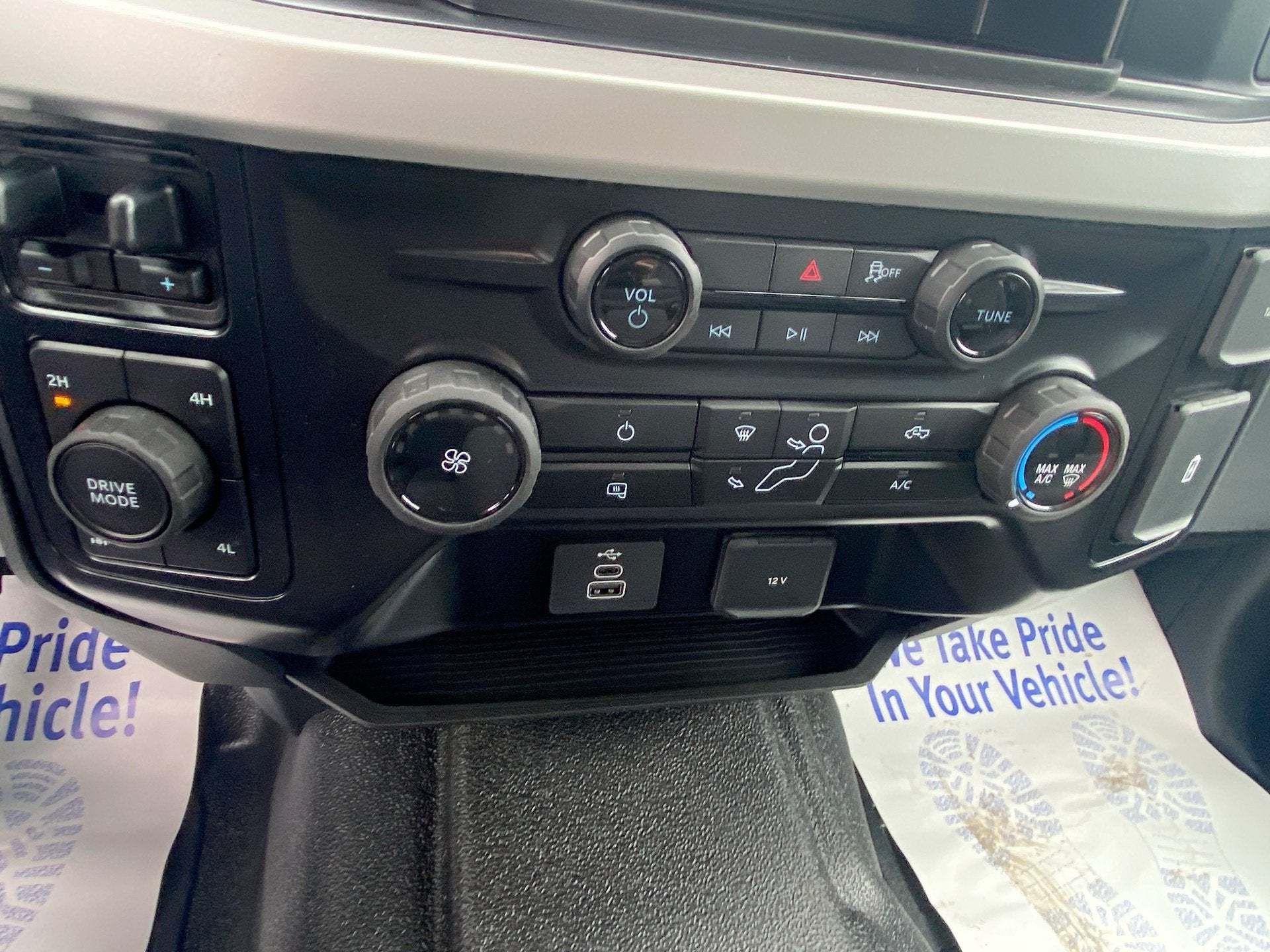 2027 Ford Super Duty F-350 SRW XL