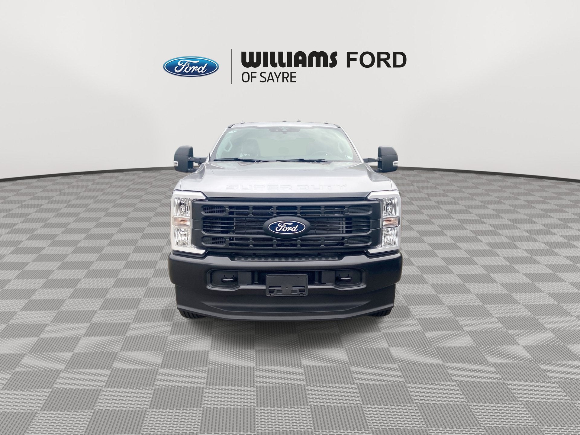 2027 Ford Super Duty F-350 SRW XL