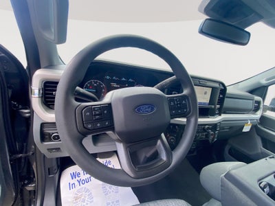 2027 Ford Super Duty F-350 SRW XLT