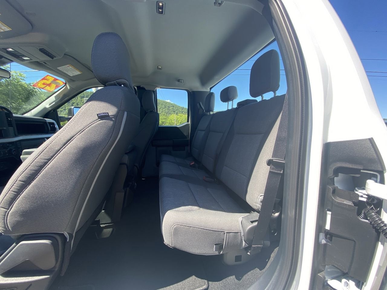 2025 Ford Super Duty F-350 SRW XL