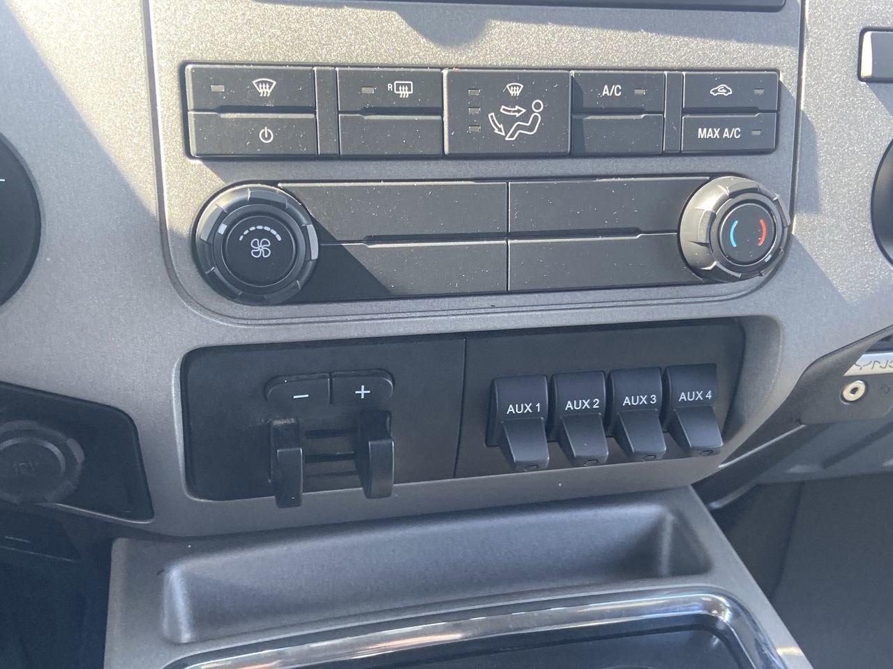 2016 Ford Super Duty F-350 SRW XLT