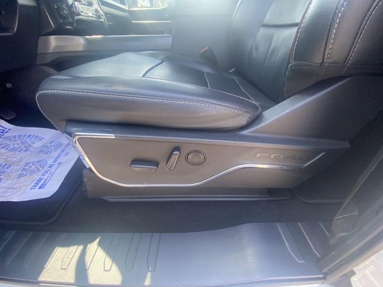 2024 Ford Super Duty F-350 SRW LARIAT