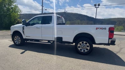 2024 Ford Super Duty F-350 SRW LARIAT