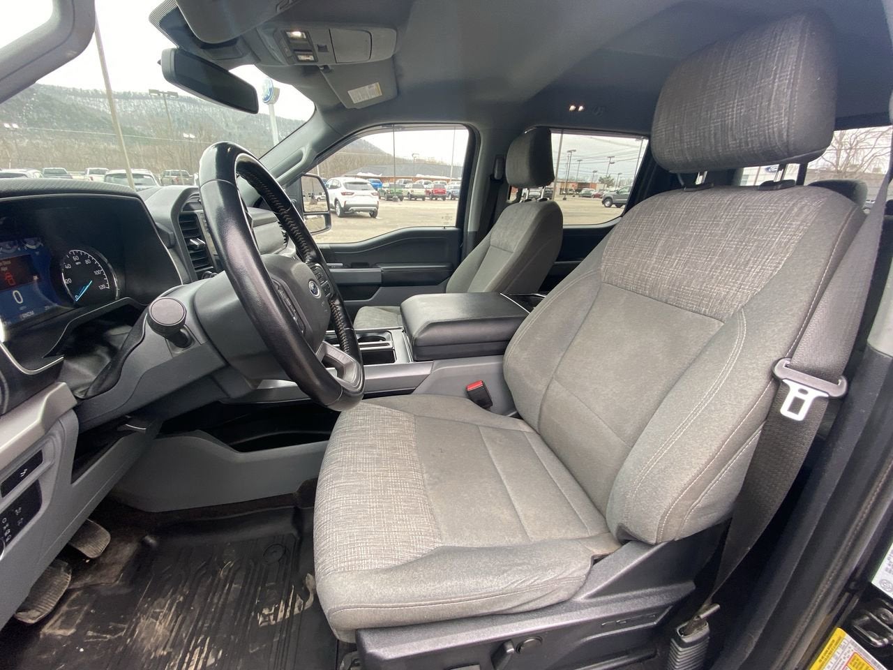 2022 Ford F-150 Base