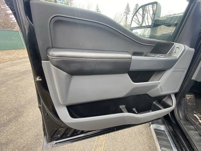 2022 Ford F-150 Base