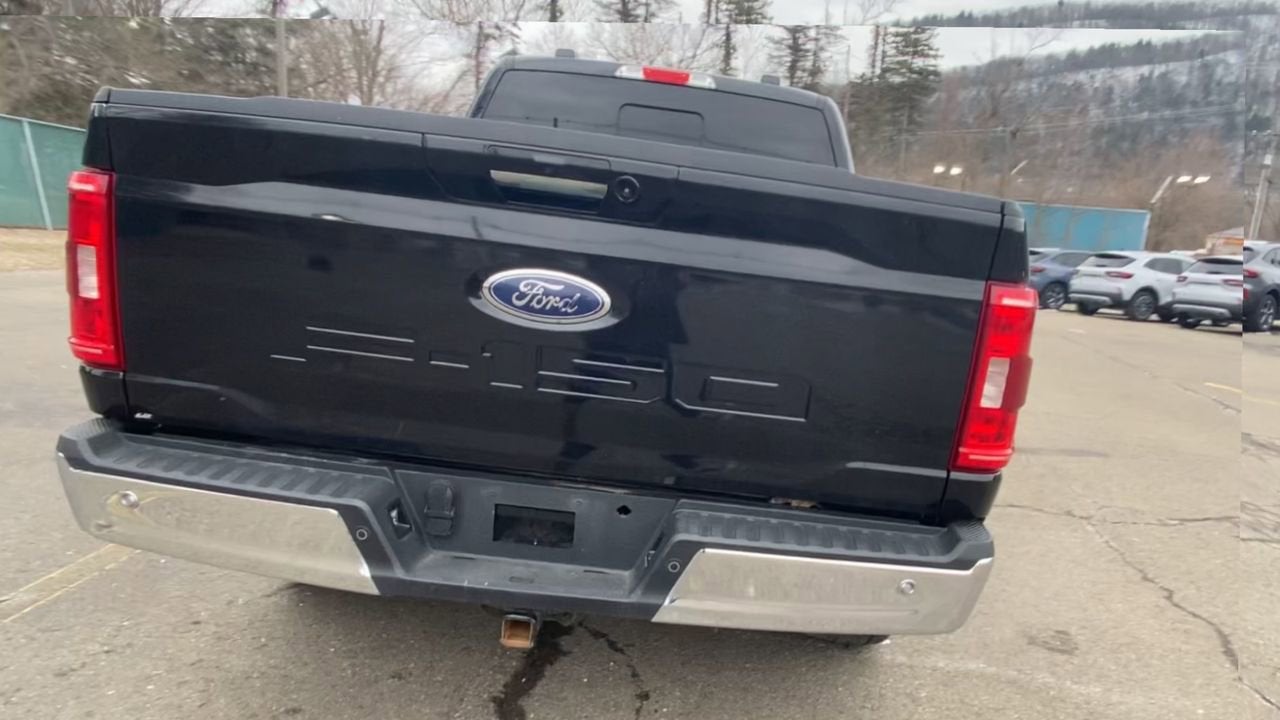 2022 Ford F-150 Base
