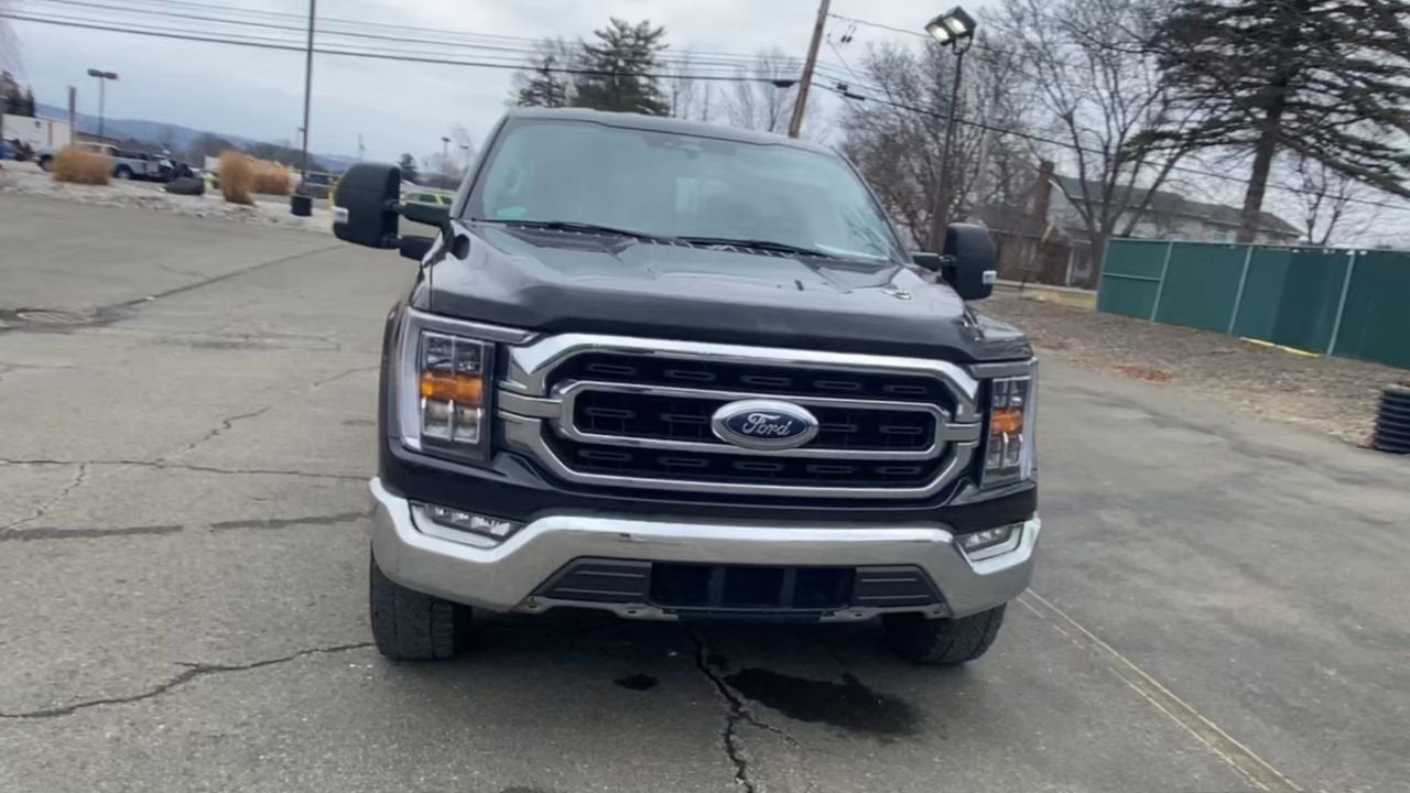 2022 Ford F-150 Base
