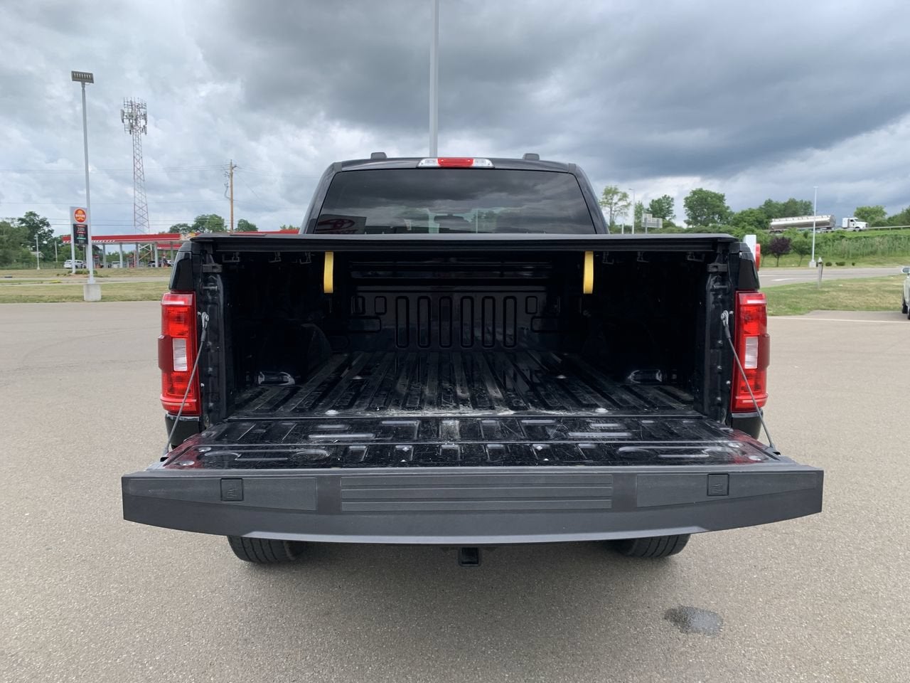 2023 Ford F-150 Base