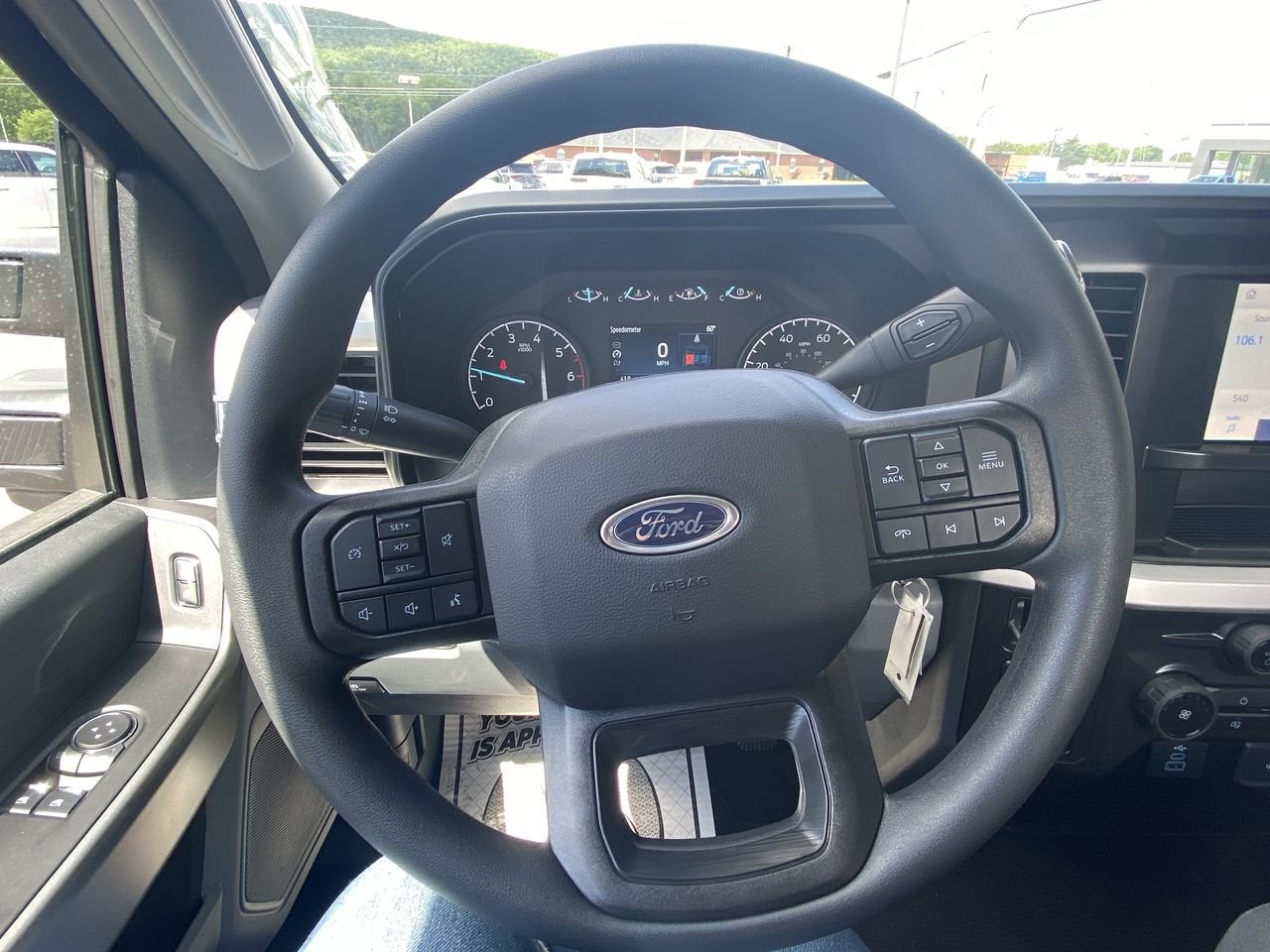 2025 Ford Super Duty F-350 SRW XL