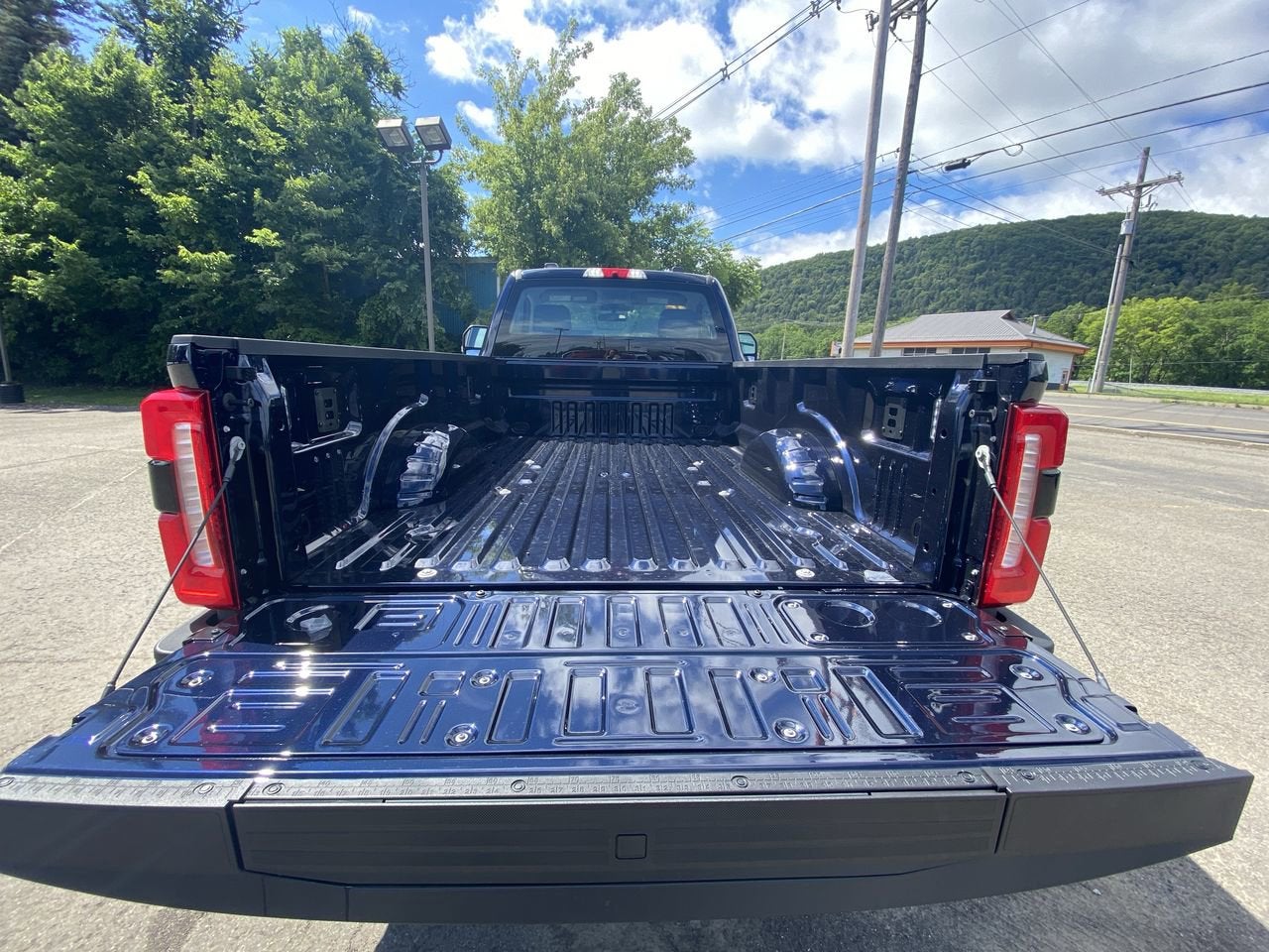 2025 Ford Super Duty F-350 SRW XL