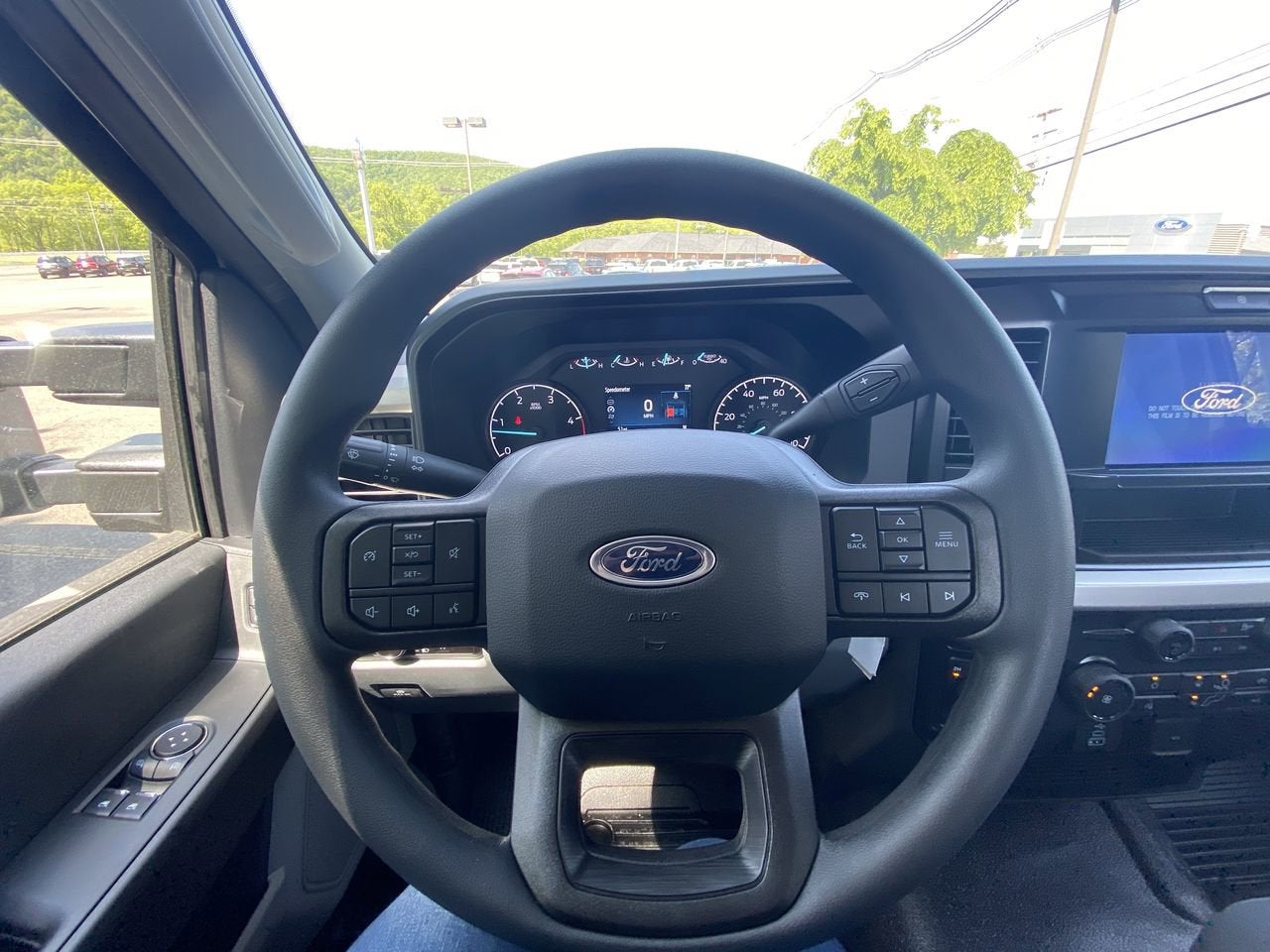 2025 Ford Super Duty F-350 SRW XL