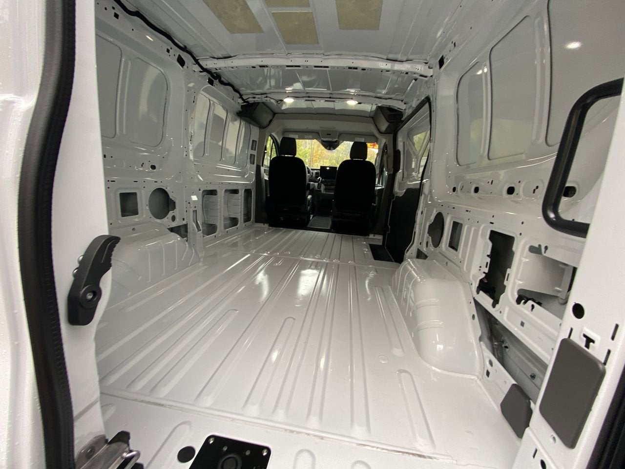 2025 Ford Transit Cargo Van Base