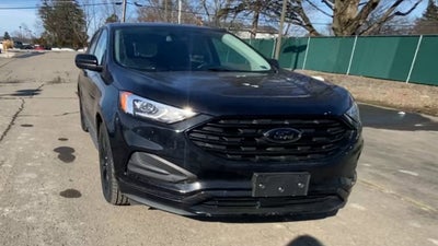 2022 Ford Edge SE