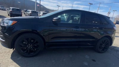 2022 Ford Edge SE