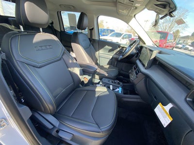 2026 Ford Maverick Lobo High