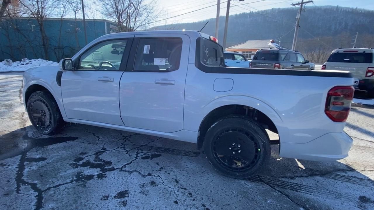 2026 Ford Maverick Lobo High