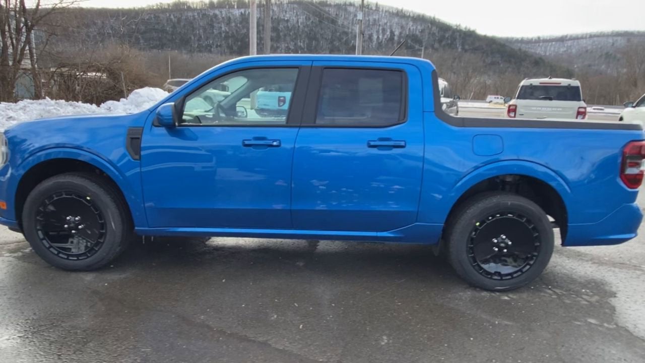 2026 Ford Maverick Lobo Standard