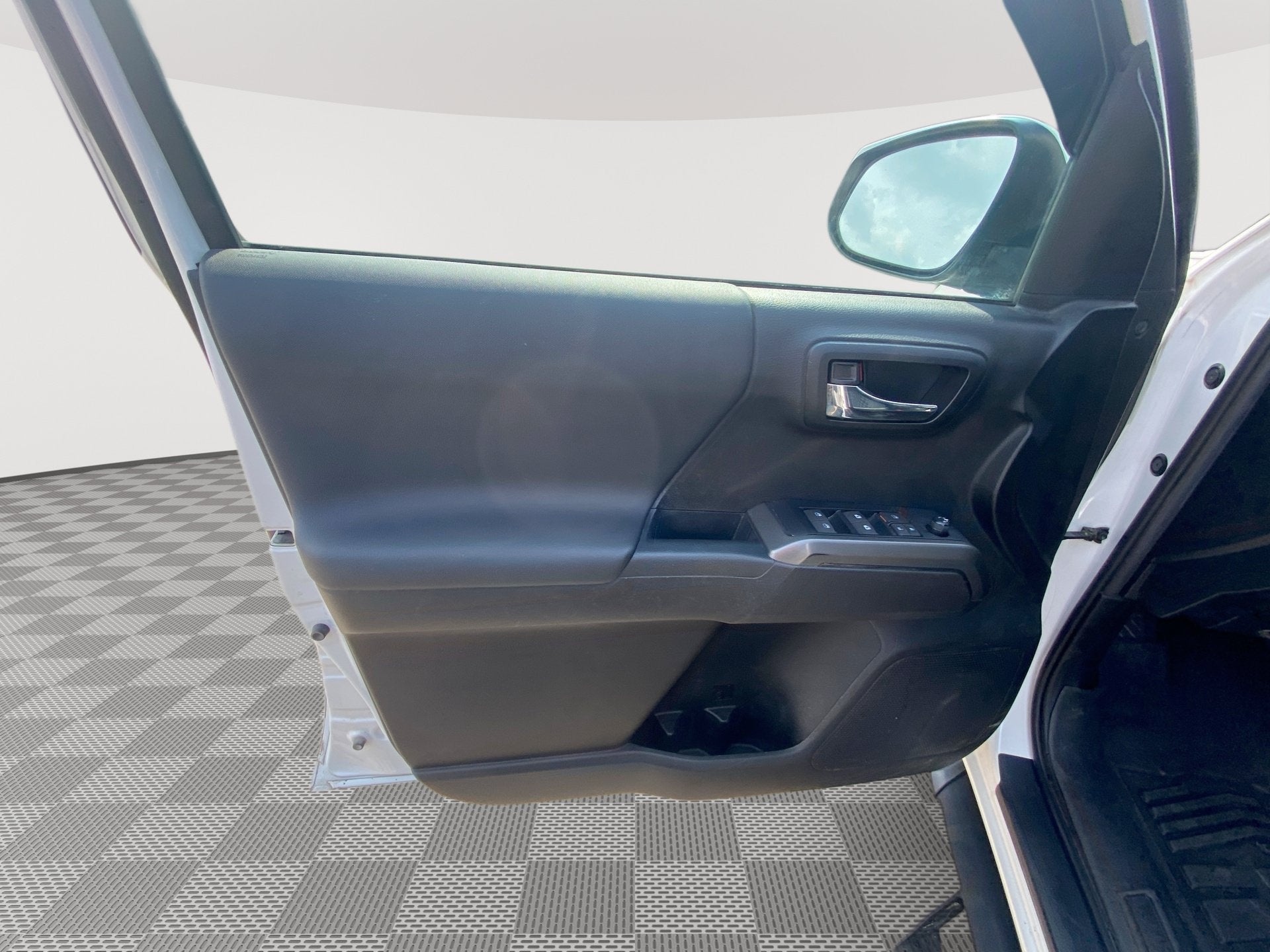 2023 Toyota Tacoma 4WD TRD Sport