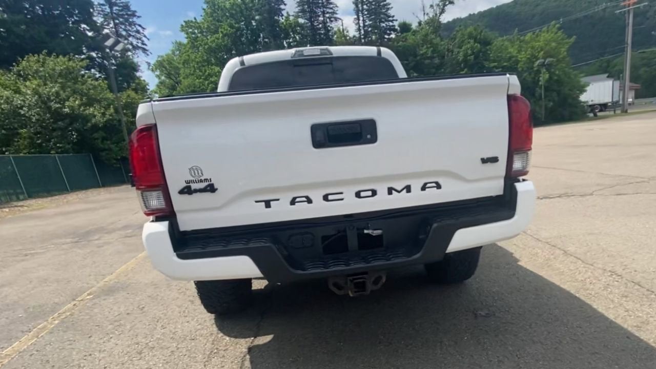 2023 Toyota Tacoma 4WD SR5