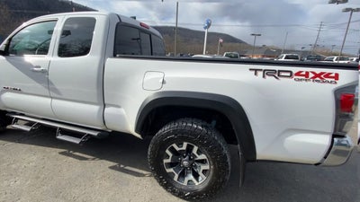2022 Toyota Tacoma 4WD TRD Off-Road