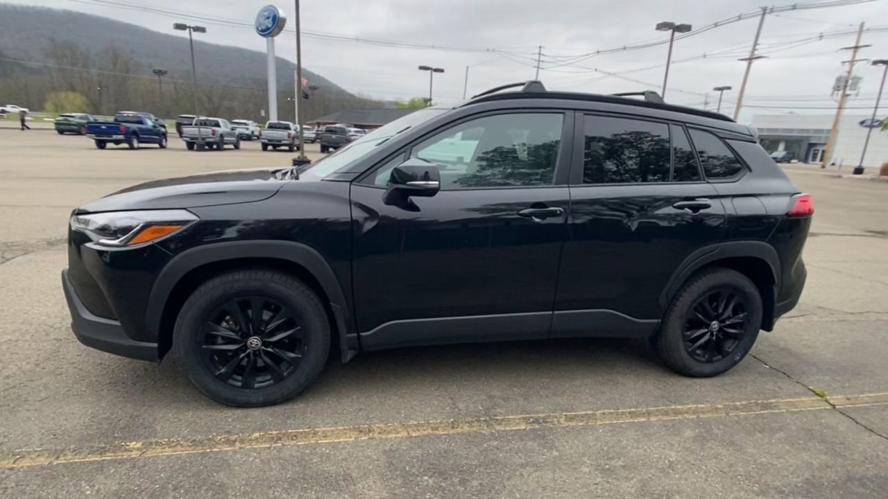 2023 Toyota Corolla Cross LE
