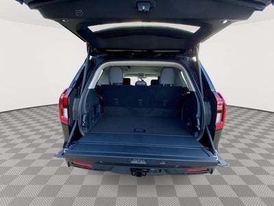 2027 Ford Expedition Active