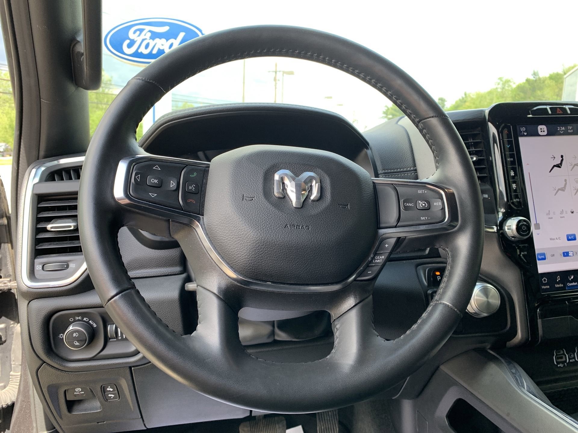 2024 RAM 1500 Laramie