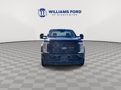 2027 Ford Super Duty F-450 DRW XL