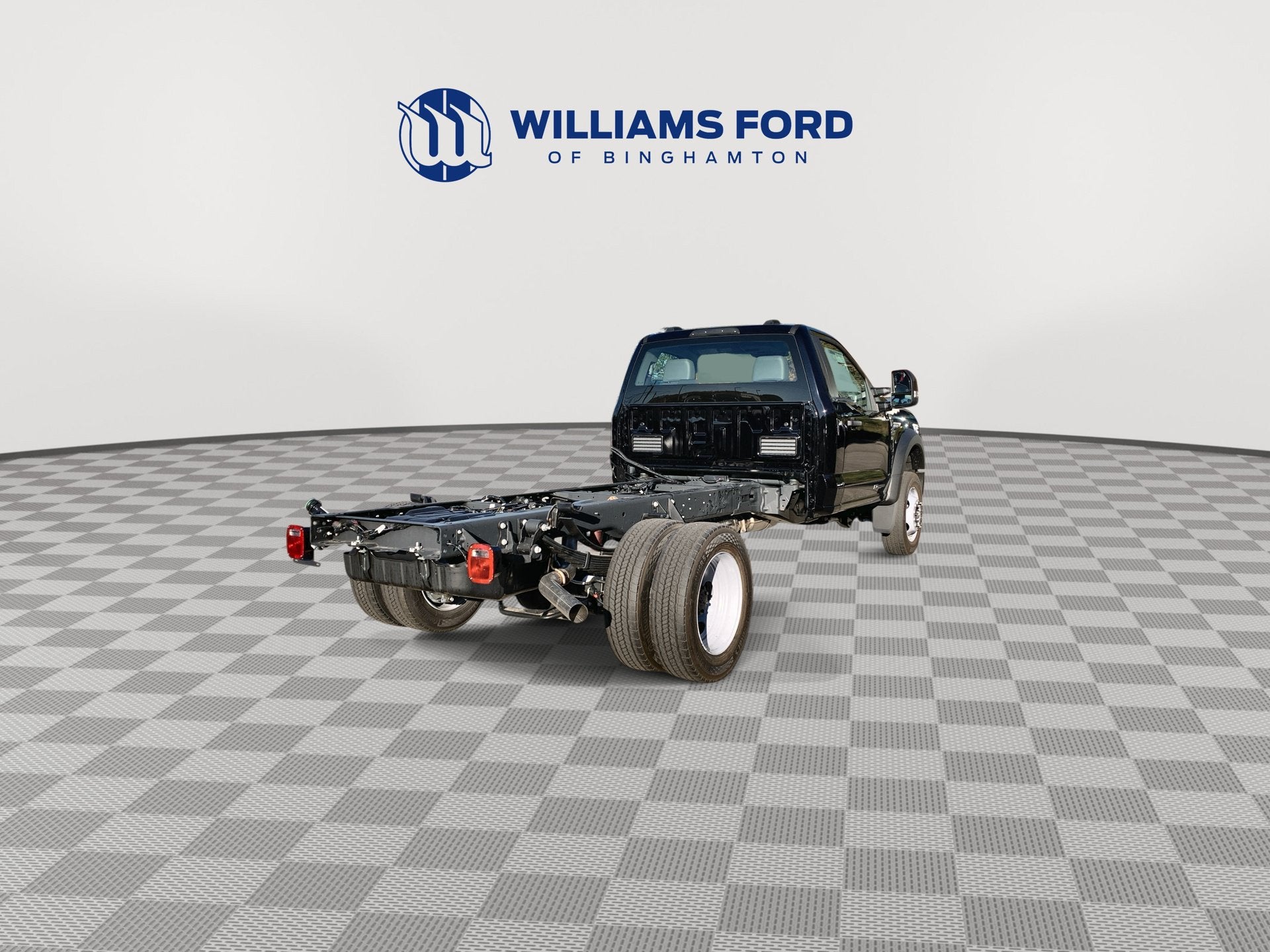 2027 Ford Super Duty F-450 DRW XL