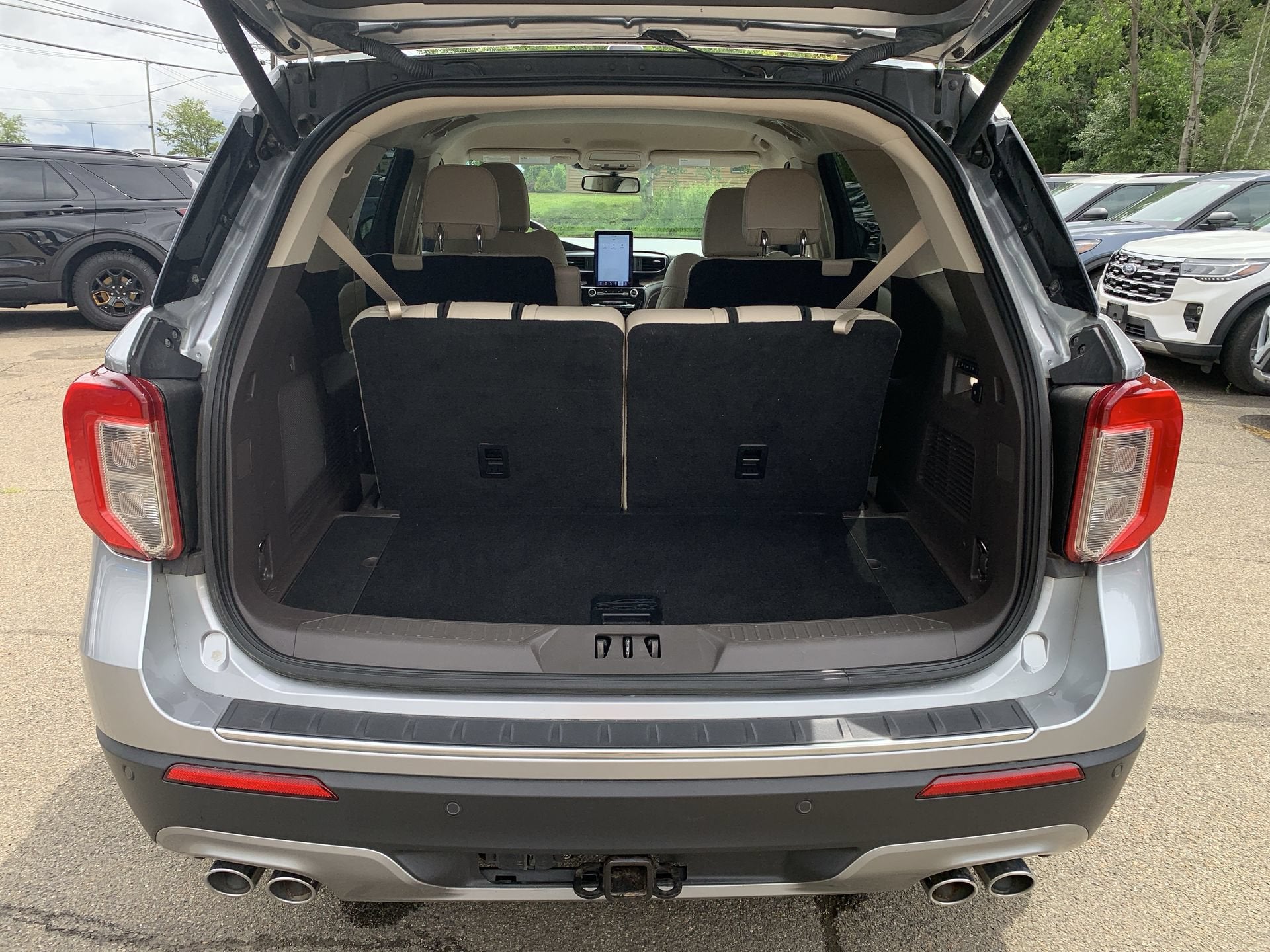 2021 Ford Explorer Platinum