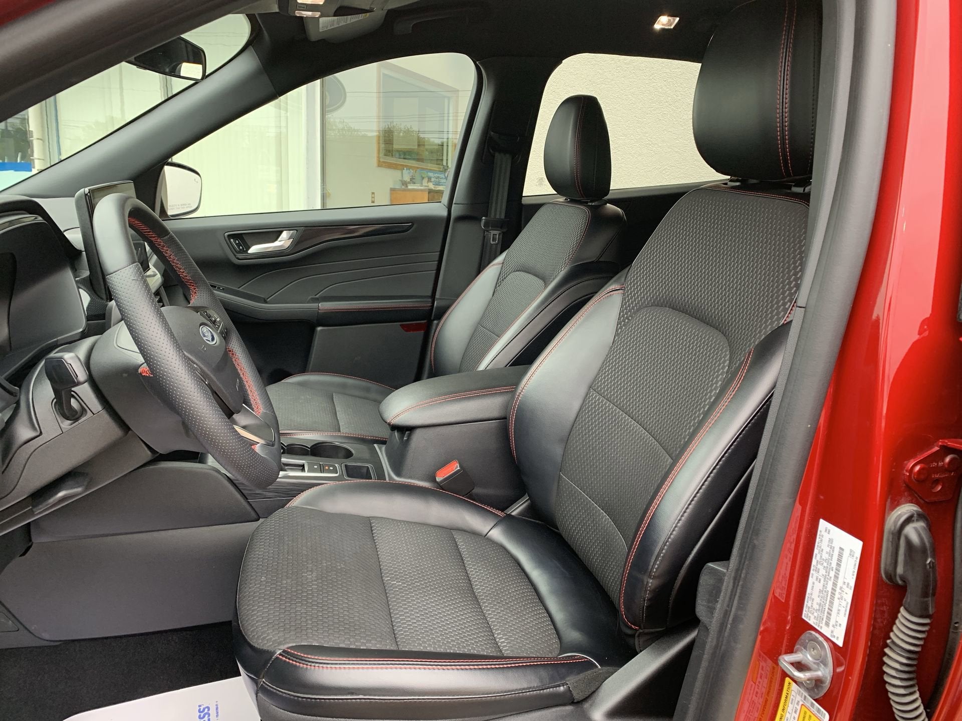 2023 Ford Escape ST-Line Select