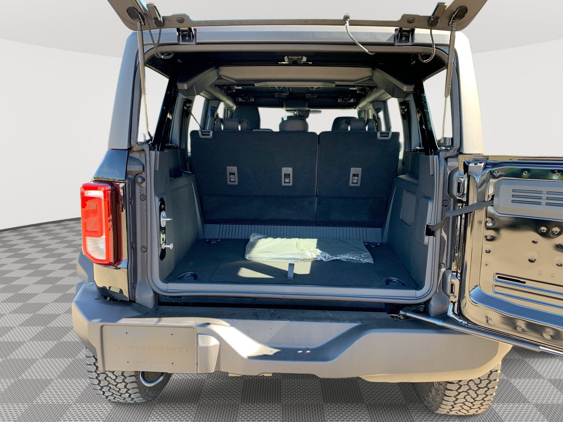 2026 Ford Bronco Base
