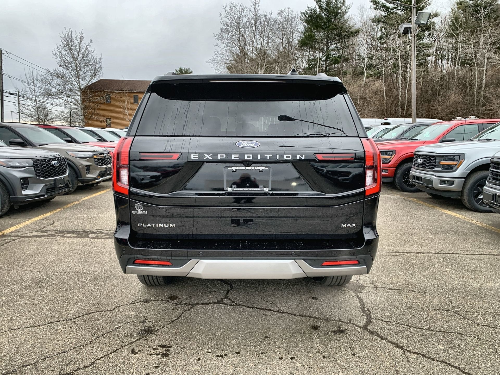 2025 Ford Expedition Max Platinum