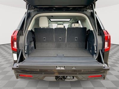 2027 Ford Expedition Active
